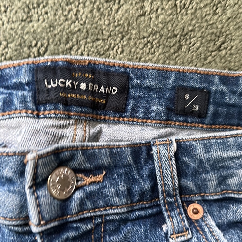 Lucky brand jean sorts - Picture 2 of 5
